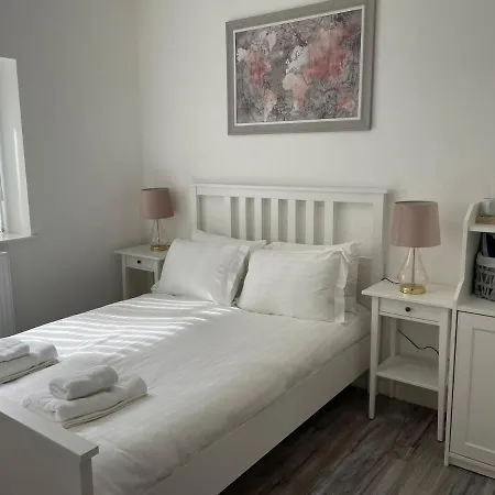Aparthotel Citybreaks With Free Parking