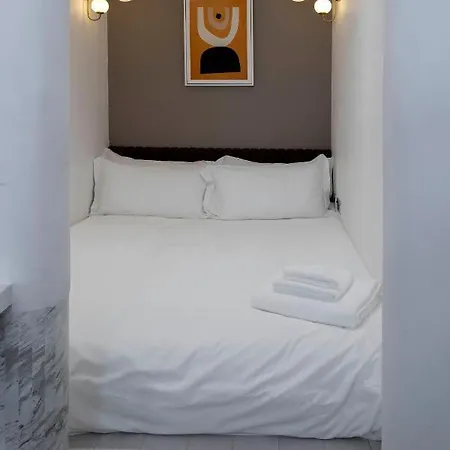 Trueman Court Luxury Serviced Apart Otel