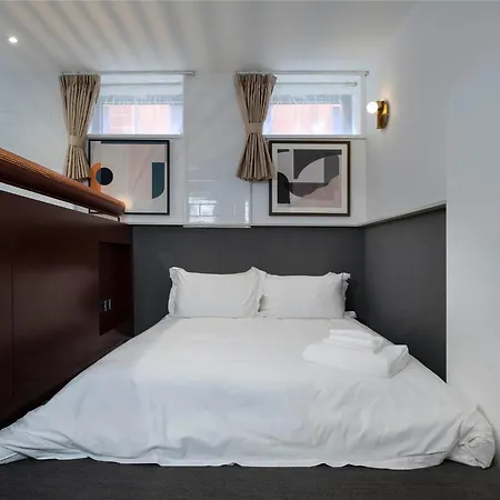 Trueman Court Luxury Serviced 5* Liverpool