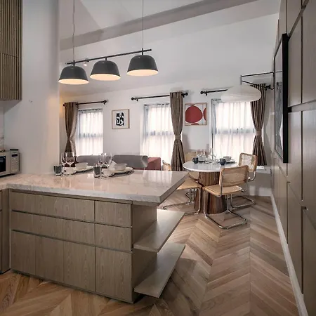 Trueman Court Luxury Serviced Apart Otel Liverpool