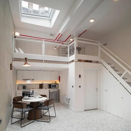 Trueman Court Luxury Serviced شقة فندقية