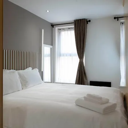Trueman Court Luxury Serviced 5*