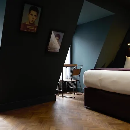 Duke Street Boutique 4*