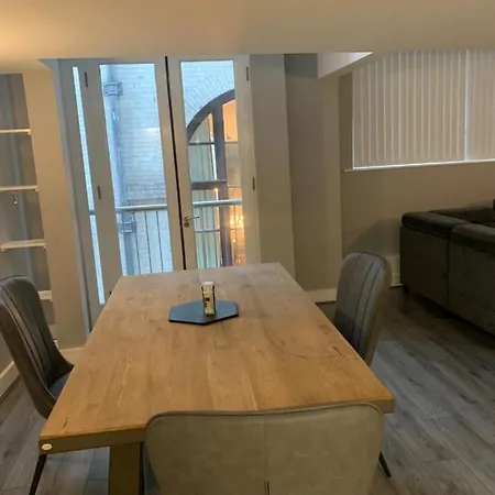 New York Loft Style Serviced In Centre Liverpool