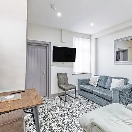 3 Bedroom House * Liverpool