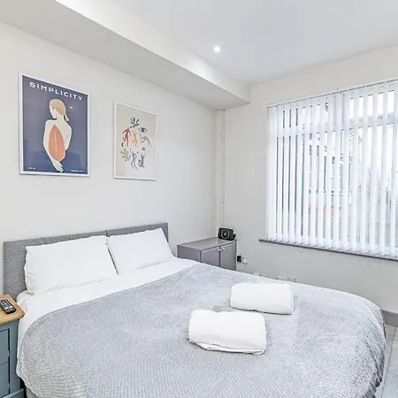 3 Bedroom House Feriehus