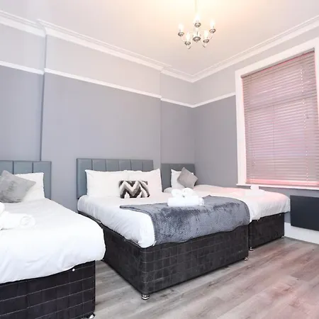 Anfield Hotell 3*