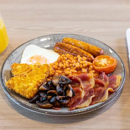 Novotel Paddington Village Hotel 4*