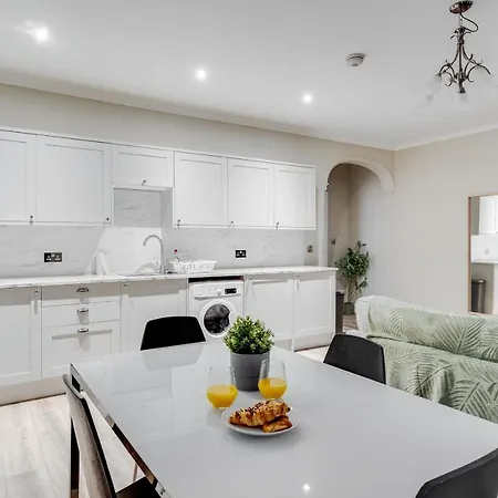Rodney Street Townhouse & Apartments, & Stylish * Liverpool