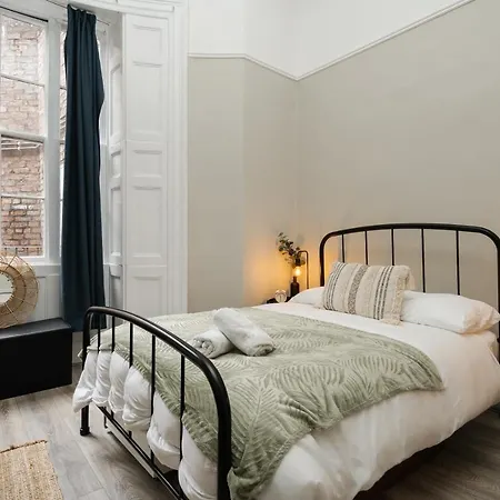 Rodney Street Townhouse & Apartments, & Stylish Appartement *