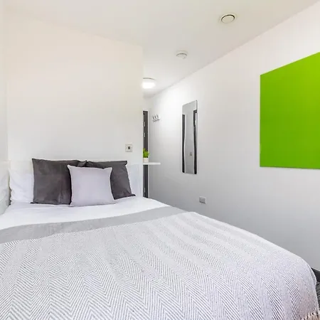 And Ensuite Bedrooms At Glassworks In * Liverpool