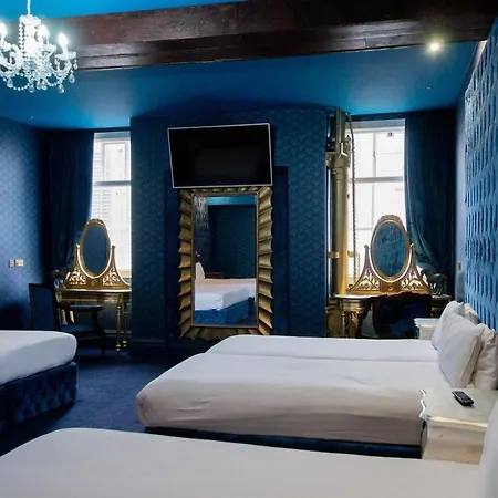The Dixie Dean Отель 4*