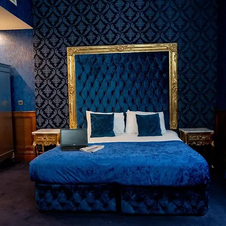 Отель The Dixie Dean 4*