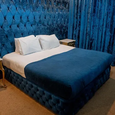 The Dixie Dean Отель 4*