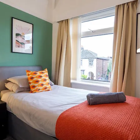 Strawberry Fields House - Air Host & - 3 Bedroom *