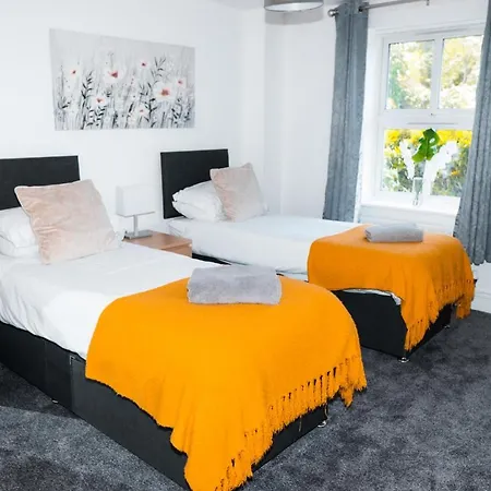 2 Bedroom - Hosted By Seren 利物浦