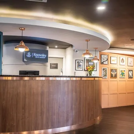& Lounge 3* נואוסלי