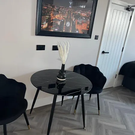 Hotel 128 Anfield Road Liverpool