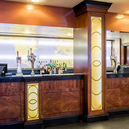 Crowne Plaza - John Lennon Airport By Ihg 4* Ливерпуль