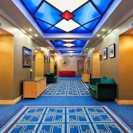 Crowne Plaza - John Lennon Airport By Ihg Отель 4*