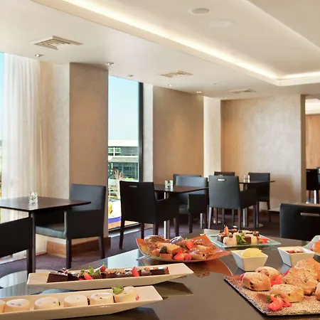 Hilton Centre Hotel