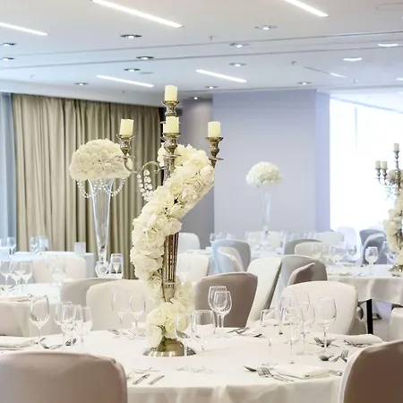 Hotel Hilton Centre 4*