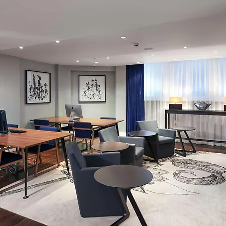 Doubletree By Hilton &