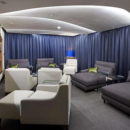 Doubletree By Hilton &