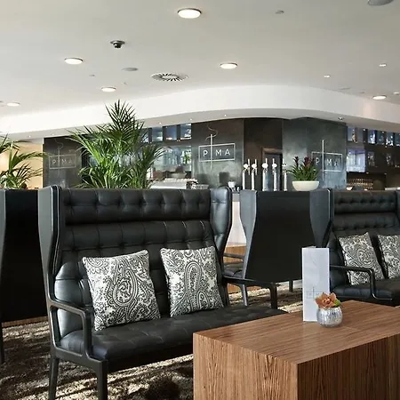 Hilton Centre
