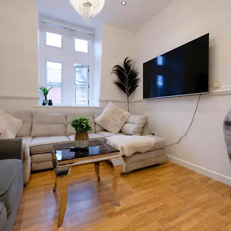 Sidemersey Livings - Spacious Loft For Bigger Groups - Very And Cosy *