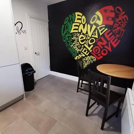 The Bob Marley 'one Love' Apartment, Relaxed Vibes Apartment Liverpool