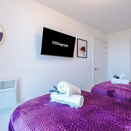 New! Stunning 2-bed In By 53 Degrees - Amazing Location, Ideal For Small Groups - Sleeps 4! Λίβερπουλ