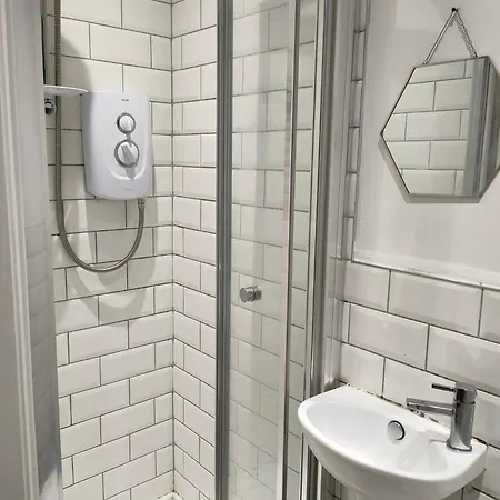 Spacious Double Bedroom Apartamento Liverpool