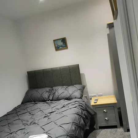 Spacious Double Bedroom Apartamento