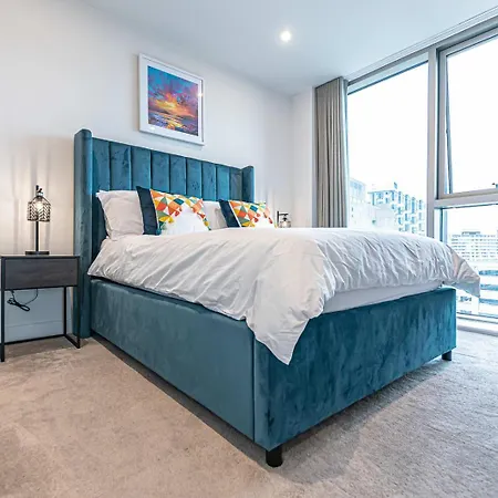 The Lexington - Luxury Serviced Centre - And Waterfront Views Lejlighed *