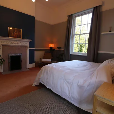 Gæstehus Mossley Hill Retreat *