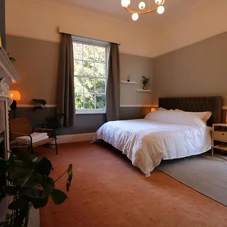 Gæstehus Mossley Hill Retreat *