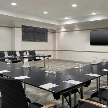 Delta By Marriott Centre 4* Ливерпуль