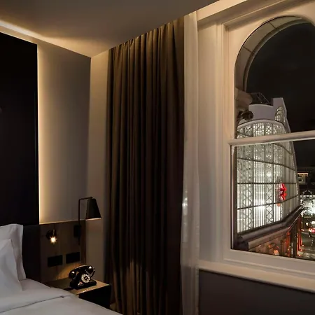 Radisson Red Hotel, ליברפול
