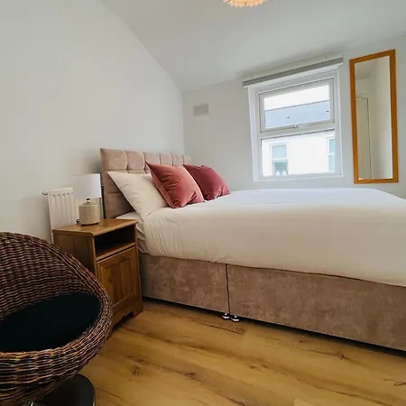 Сasa de vacaciones 2025 Award Winner Peach House - 4 Bedrooms *