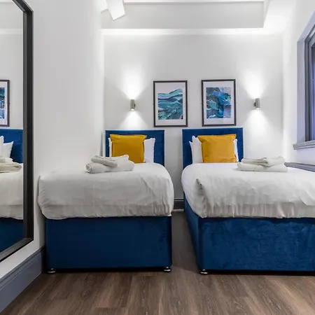 Temple Court By Ustay Apartment