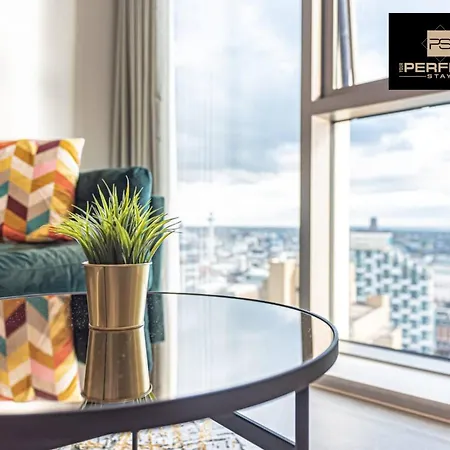 The Lexington - Centre 24 Hour Gym - Your Perfect - And Waterfront Views