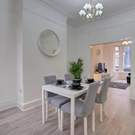 Guestready - Anfield Serene