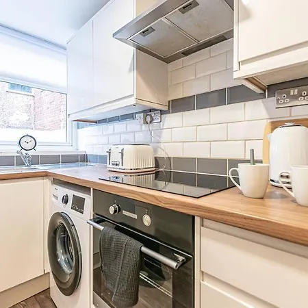 Centre House, Free Parking Holiday home *