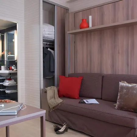 Adagio Centre