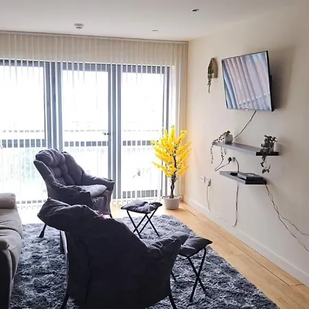 Apartamento Spacious 2bdr Flat For 5 In Centre