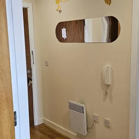 Apartamento Spacious 2bdr Flat For 5 In Centre Liverpool