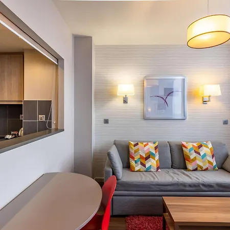 Adagio Centre