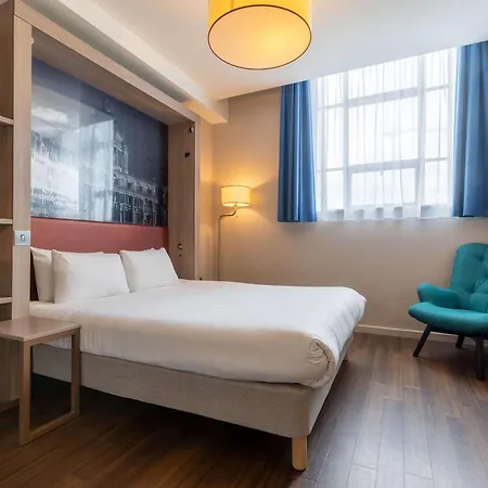 Adagio Centre Lejlighedshotel 4*