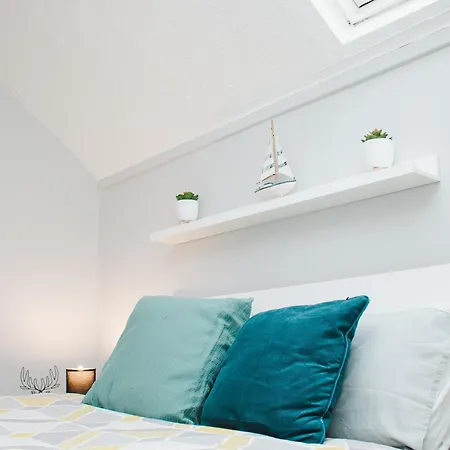 Holiday home Elegant 3br With Fully Equipped Kitchen Liverpool